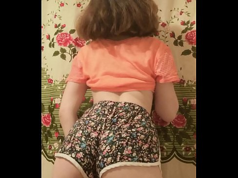 ❤️ Neska gazte sexy galtzak kentzen kameraren aurrean ❤❌ Izorratu bideoa pornoan eu.hentaibar.ru ❌❤