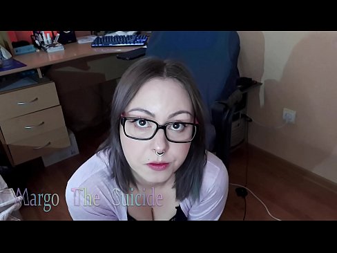 ❤️ Neska sexy betaurrekoekin dildoa zurrupatzen du kameraren aurrean ❤❌ Izorratu bideoa pornoan eu.hentaibar.ru ❌❤